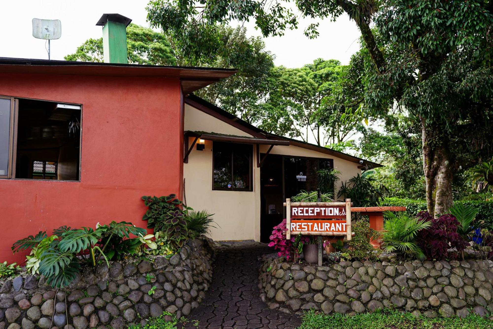 Essence Arenal Spa & Yoga El Castillo Zewnętrze zdjęcie